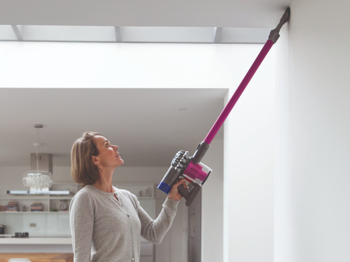How to wash stretch ceilings without traces in 5&nbsp;steps!